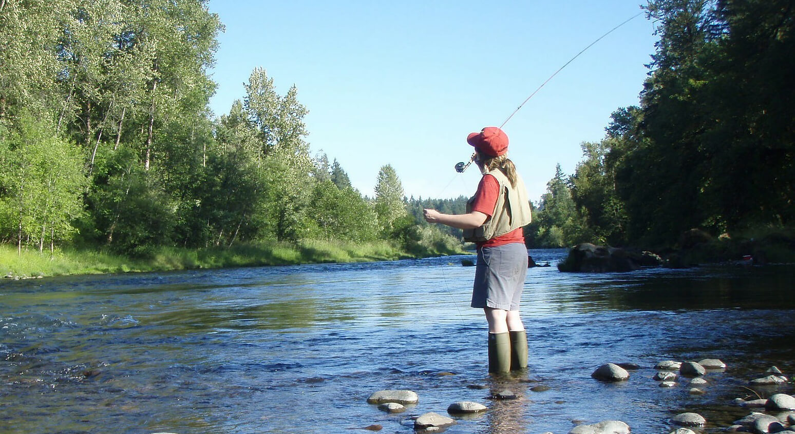 Fly-fishing-for-cherry-salmon