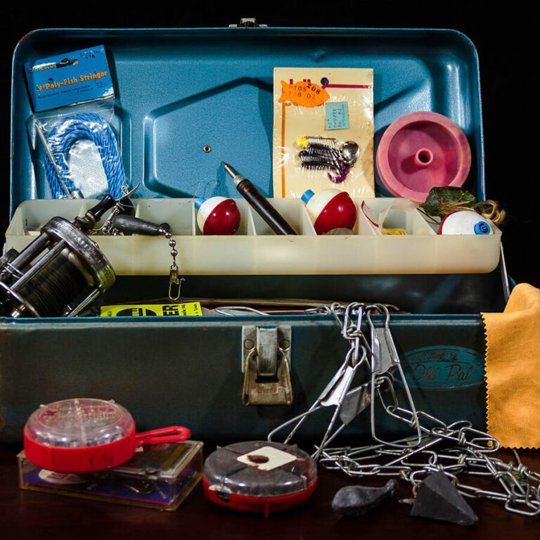 The 8 Best Fishing Tackle Boxes [Buying Guide]